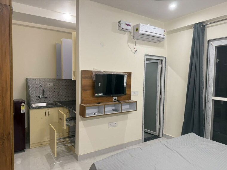 Living Room, signature-global-city 3 Bedroom 2200 Sq.Ft. Apartment In Sector 37d Gurgaon 10608565