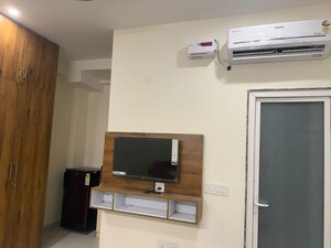 Furnished Amenities in 3 BHK Apartment at Signature Global City, Sector 37d – for Rent