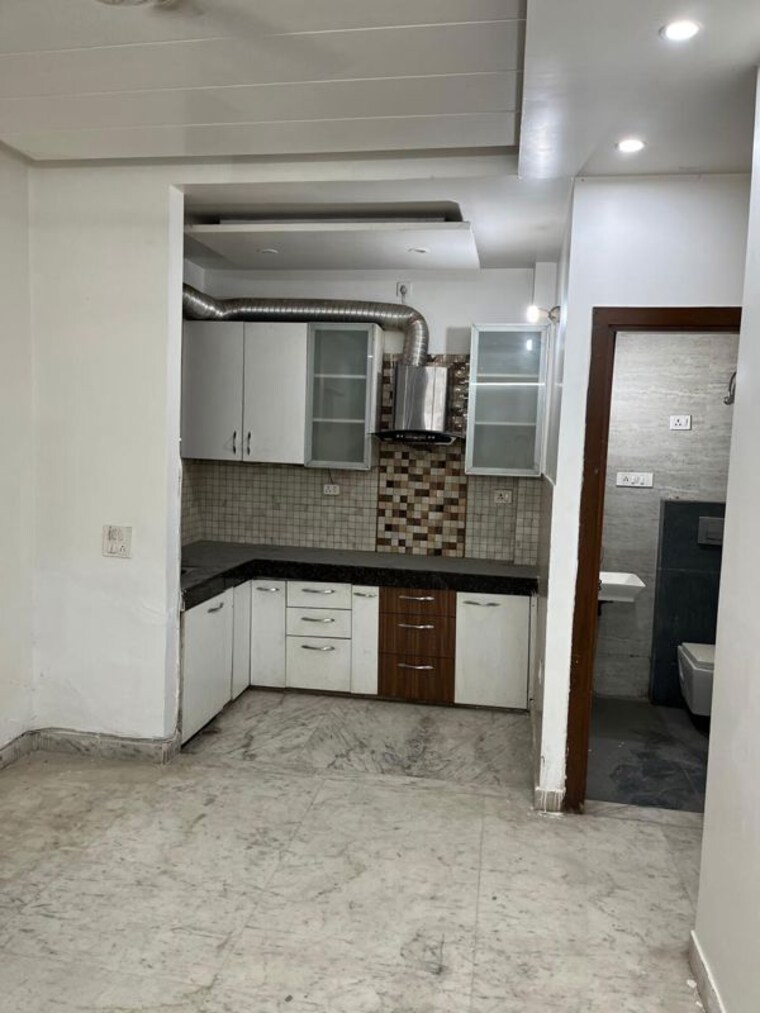 Kitchen, palam colony 2 Bedroom 630 Sq.Ft. Builder Floor In Palam Colony Delhi 10608594