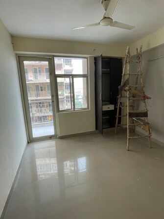 2 BHK + Prayer Room 1045 Sq.Ft. Apartment in VVIP Addresses