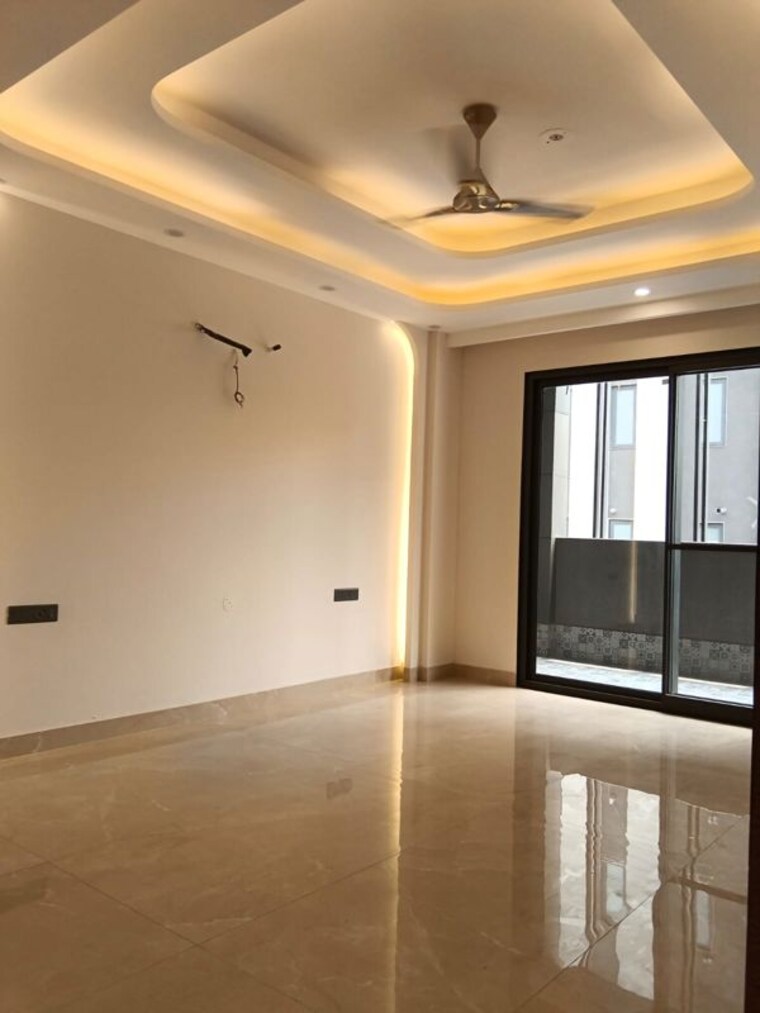 Room, sector 65 4 Bedroom 502 Sq.Yd. Builder Floor In Sector 65 Gurgaon 10608627