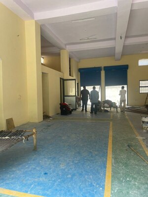 Parking in 3 BHK Builder Floor at Neharpar Phase 2 – for Sale