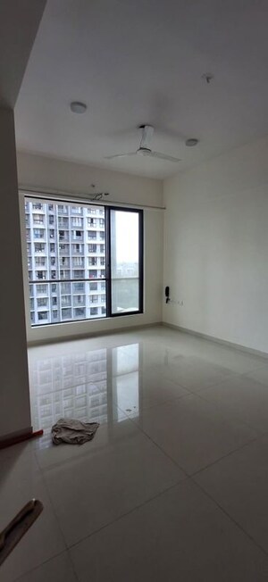 Room in 2 BHK Apartment at Kolte Patil Verve, Bangur Nagar – for Rent