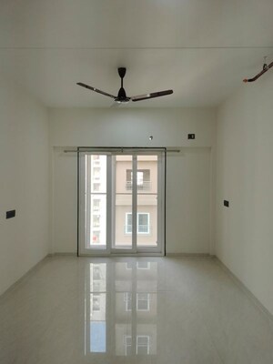 Room in 2 BHK Apartment at Omkar Ananta, Goregaon East – for Rent