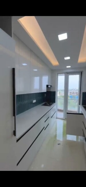 Kitchen in 3 BHK Apartment at Omaxe Royal Residency Faridabad, Sector 79 – for Rent