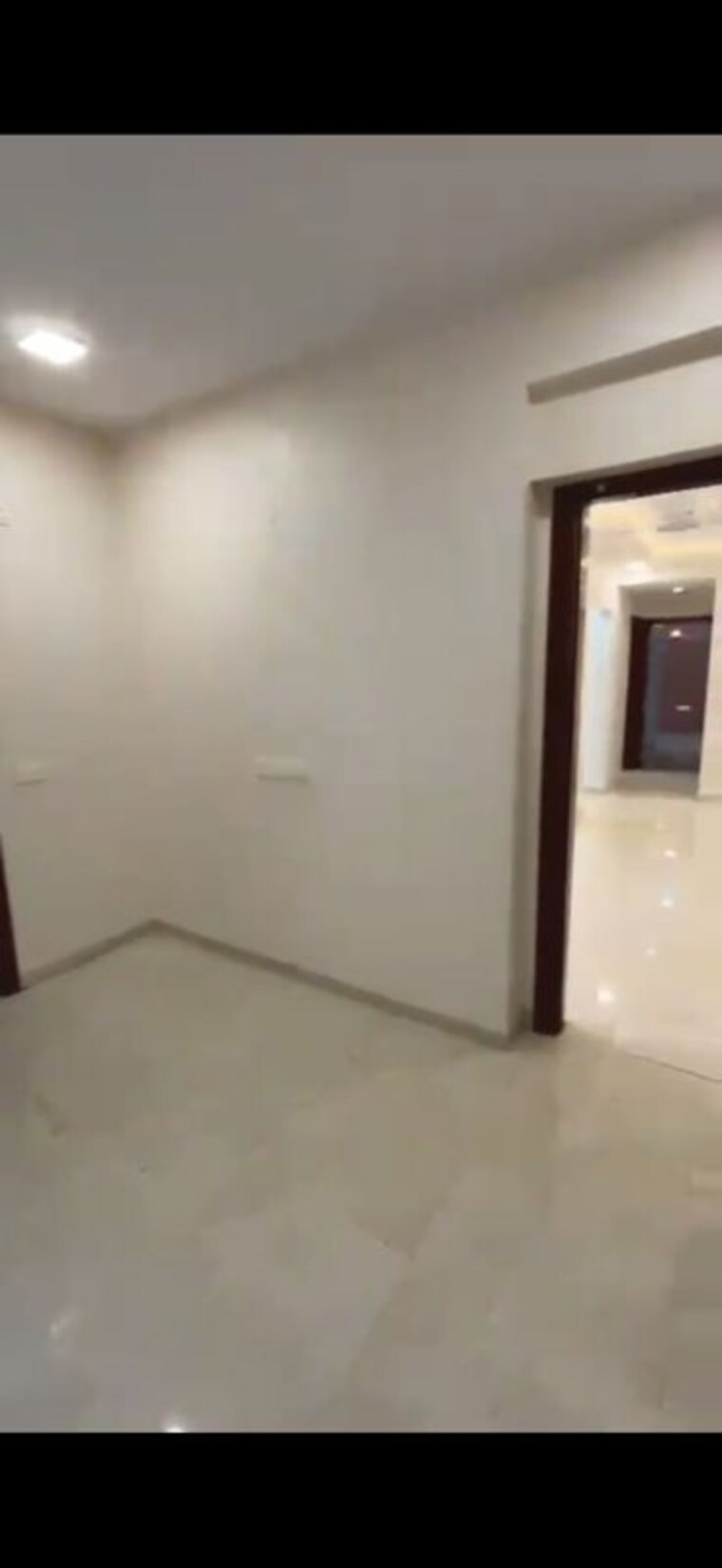 Room, omaxe-royal-residency-faridabad 3 Bedroom 1925 Sq.Ft. Apartment In Sector 79 Faridabad 10608652