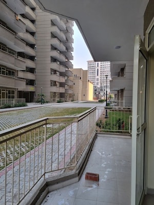 Balcony in 2 BHK Apartment at Pyramid Elite, Sector 86 – for Sale