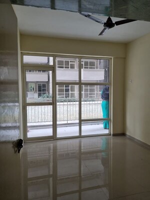 Room in 2 BHK Apartment at Pyramid Elite, Sector 86 – for Sale