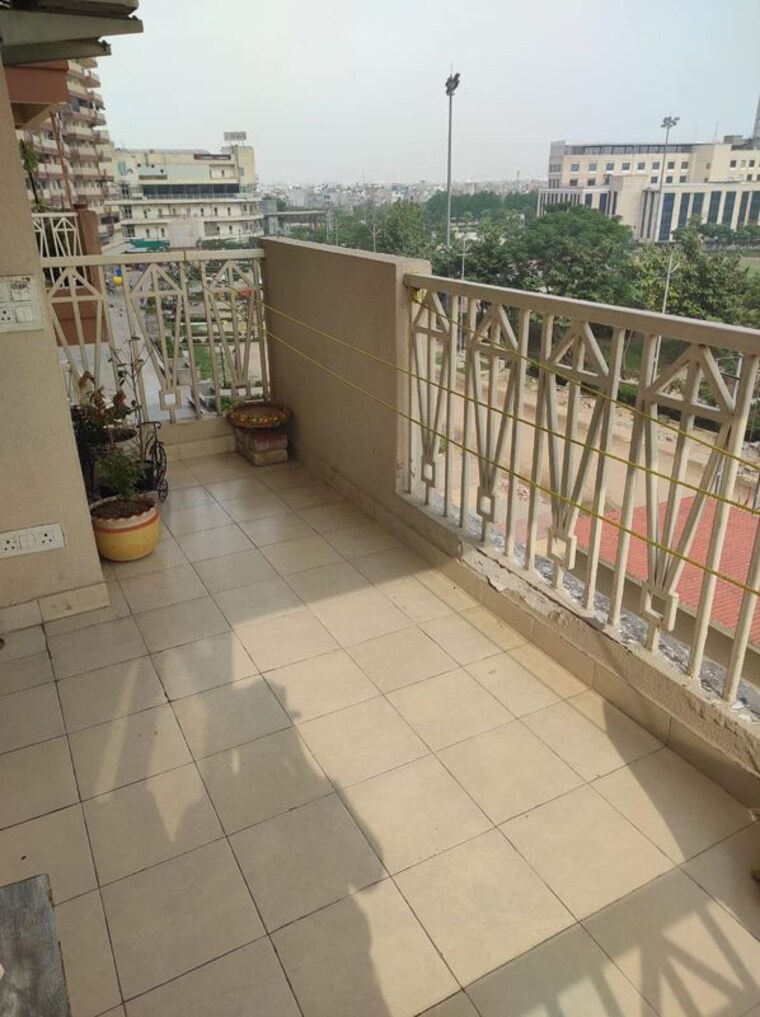 Balcony, gaur-city-7th-avenue 2 Bedroom 1165 Sq.Ft. Apartment In Sector 4 Greater Noida Greater Noida 10608664