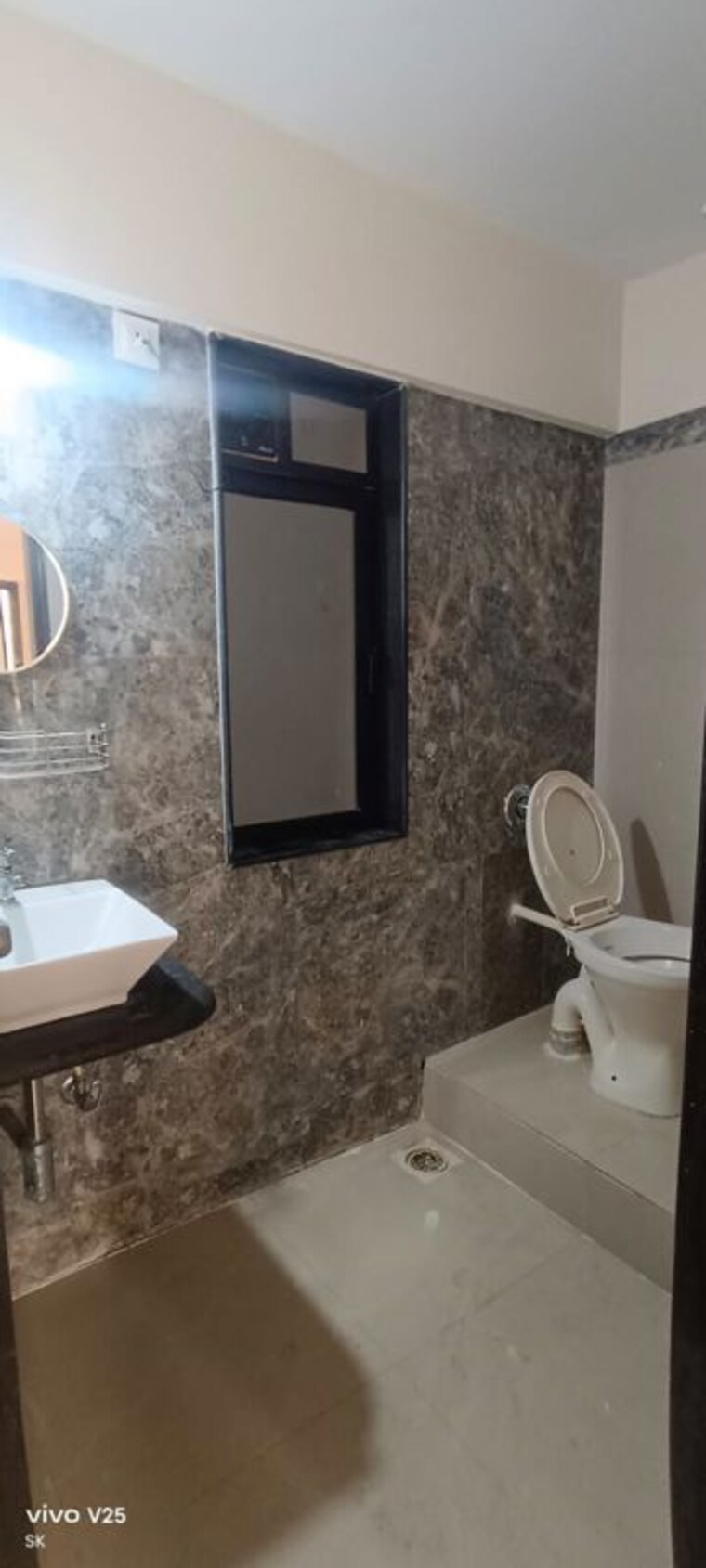 Bathroom, atul-blue-fortune 1.5 Bedroom 700 Sq.Ft. Apartment In Andheri East Mumbai 10608668