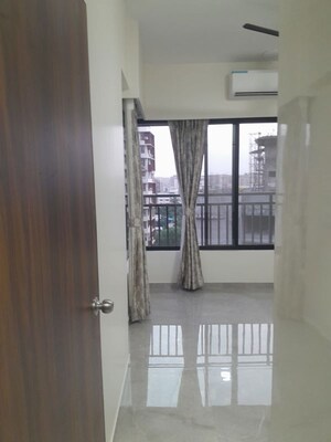 Bedroom in 2 BHK Apartment at Chembur – for Rent