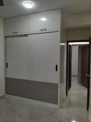 Bedroom in 2 BHK Apartment at Chembur – for Rent