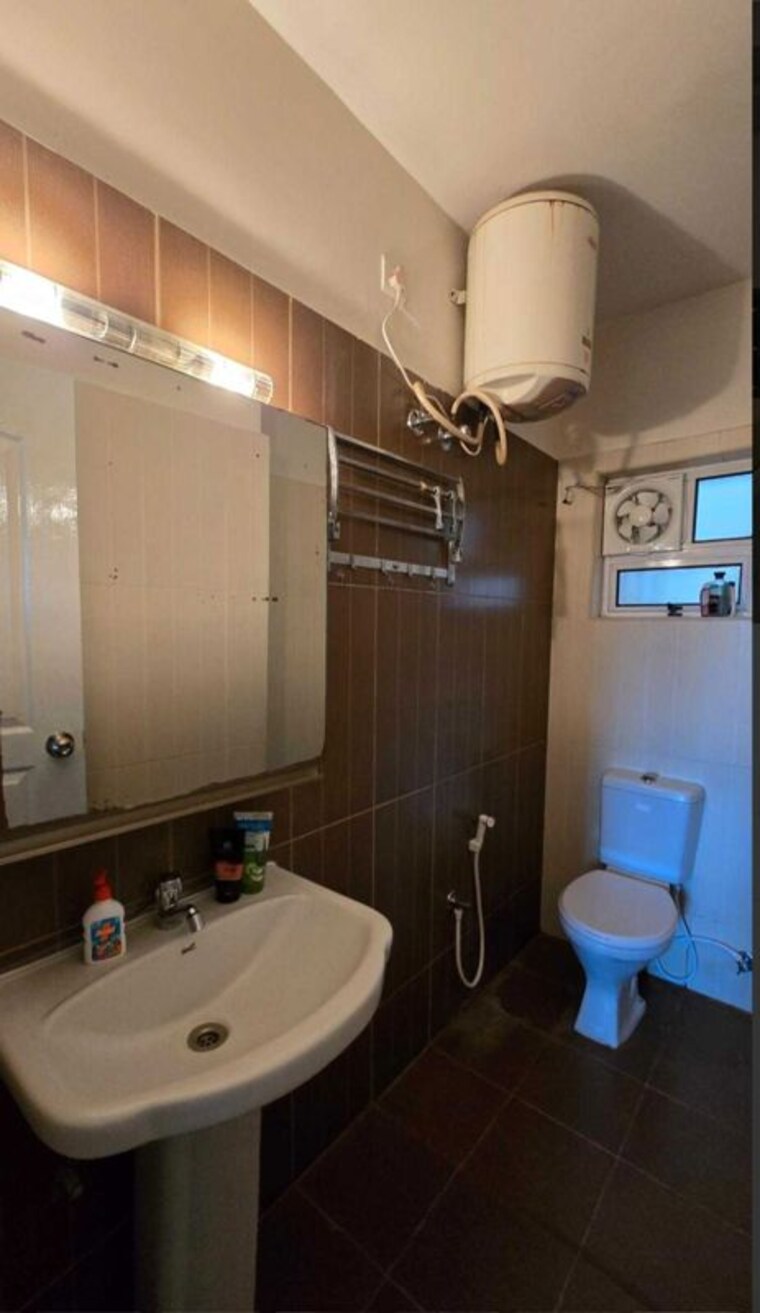 Team Area, bren-avalon 2 Bedroom 1037 Sq.Ft. Apartment In Doddanekundi Bangalore 10608682