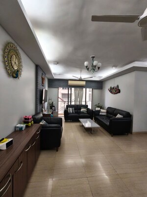 Gym in 3 BHK Apartment at HDIL Metropolis Residences, Andheri West – for Rent