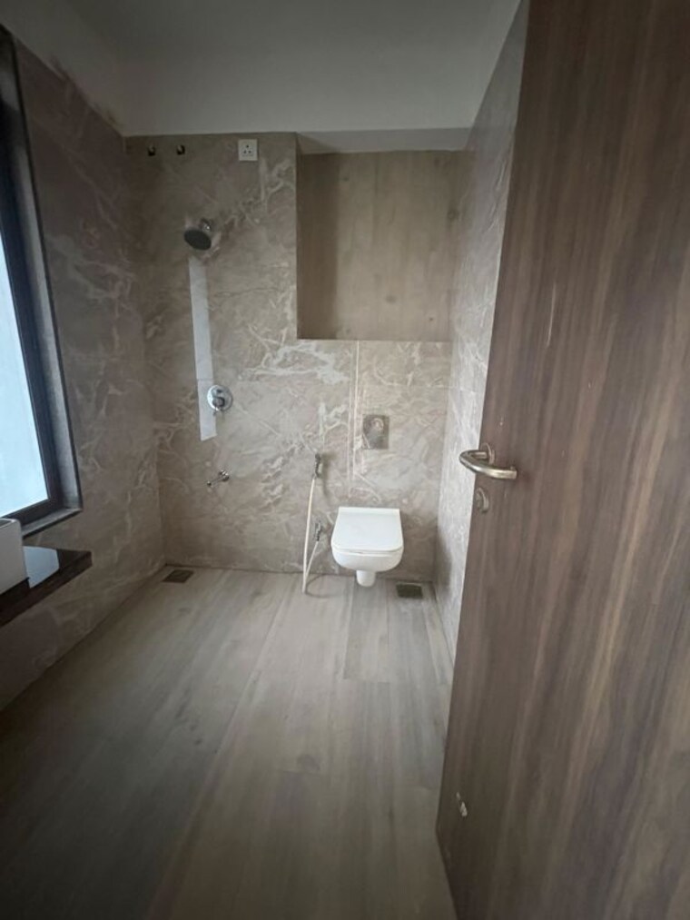 Bathroom, mundara-adhrit-towers 2 Bedroom 805 Sq.Ft. Apartment In Malad West Mumbai 10608691
