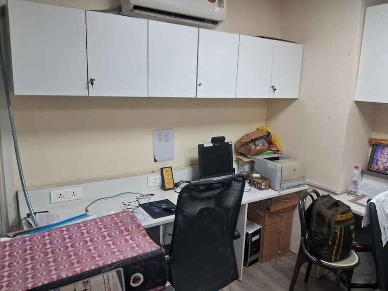 Kitchen, lodha-supremus-lower-parel Commercial Office Space 890 Sq.Ft. In Lower Parel Mumbai 10608723