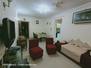 Living Room in 2 BHK Apartment at Raheja Sherwood, Goregaon East – for Rent