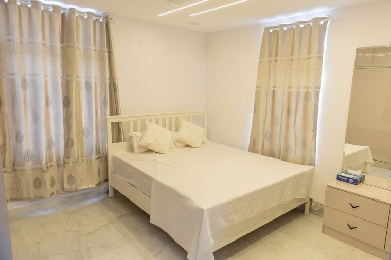 Bedroom, aditya-empress-towers 3 Bedroom 1997 Sq.Ft. Apartment In Shaikpet Hyderabad 10608715