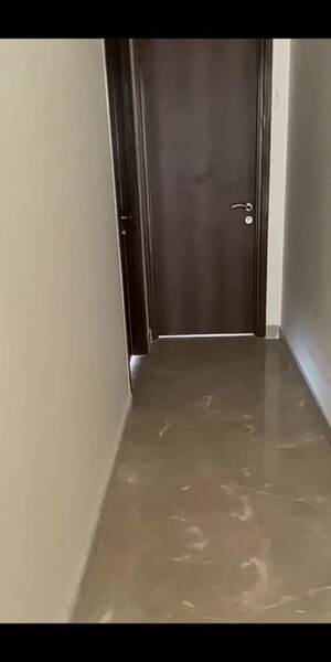 Living Room in 4 BHK Apartment at Sheth Montana, Mulund West – for Sale