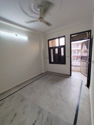 1 BHK Builder Floor For Rent in Mahavir Enclave 1