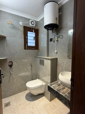 Bathroom in 1 BHK Builder Floor at Saket – for Rent