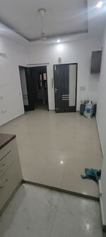 1 BHK + Servant Room 400 Sq.Ft. Builder Floor in Palam Colony