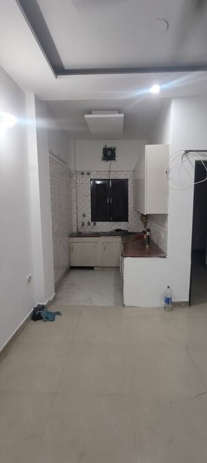 Bathroom in 1 BHK Builder Floor at Palam Colony – for Rent