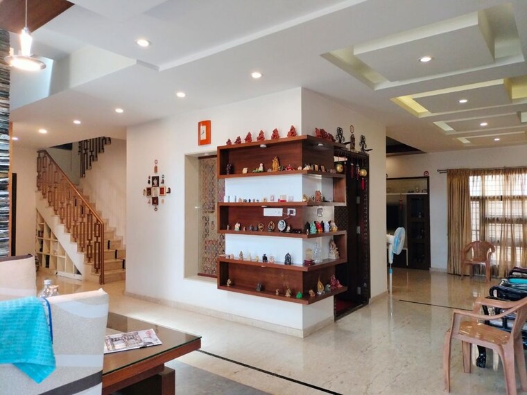 Living Room, chaitanya-greenford-ii 5 Bedroom 4000 Sq.Ft. Villa In Kannamangala Bangalore 10608763