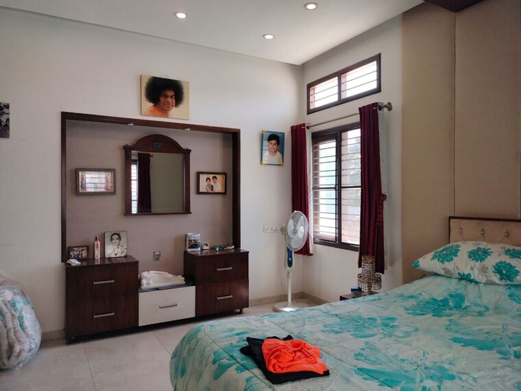 Bedroom, chaitanya-greenford-ii 5 Bedroom 4000 Sq.Ft. Villa In Kannamangala Bangalore 10608763