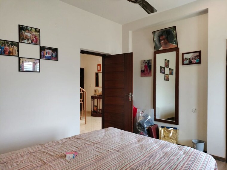 Bedroom, chaitanya-greenford-ii 5 Bedroom 4000 Sq.Ft. Villa In Kannamangala Bangalore 10608763