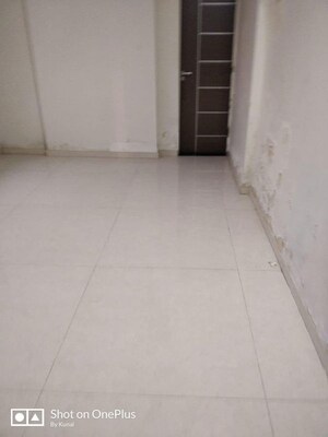 Bedroom in 4 BHK Apartment at Chembur – for Rent