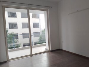 Room in 3 BHK Apartment at M3M Merlin, Sector 67 – for Sale