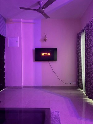 Bathroom in 2 BHK Builder Floor at Aimnabad – for Rent
