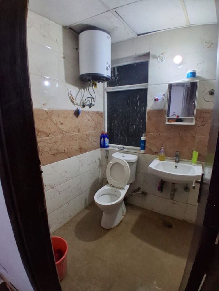 Team Area, aimnabad 2 Bedroom 1050 Sq.Ft. Builder Floor In Aimnabad Greater Noida 10608776