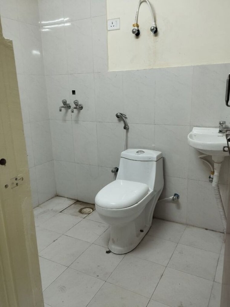 Bathroom, pyramid-urban-homes-2 2 Bedroom 591 Sq.Ft. Apartment In Sector 86 Gurgaon 10608796