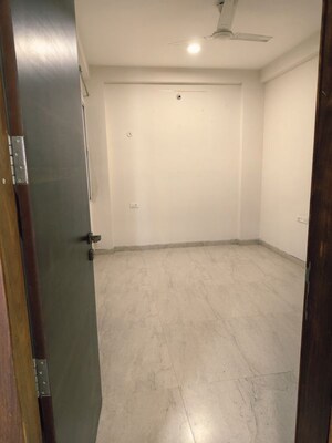 Room in 2 BHK Builder Floor at Scheme No 114 – for Rent