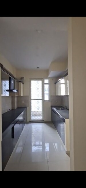 Kitchen in 3 BHK Apartment at BPTP Discovery Park, Sector 80 – for Rent