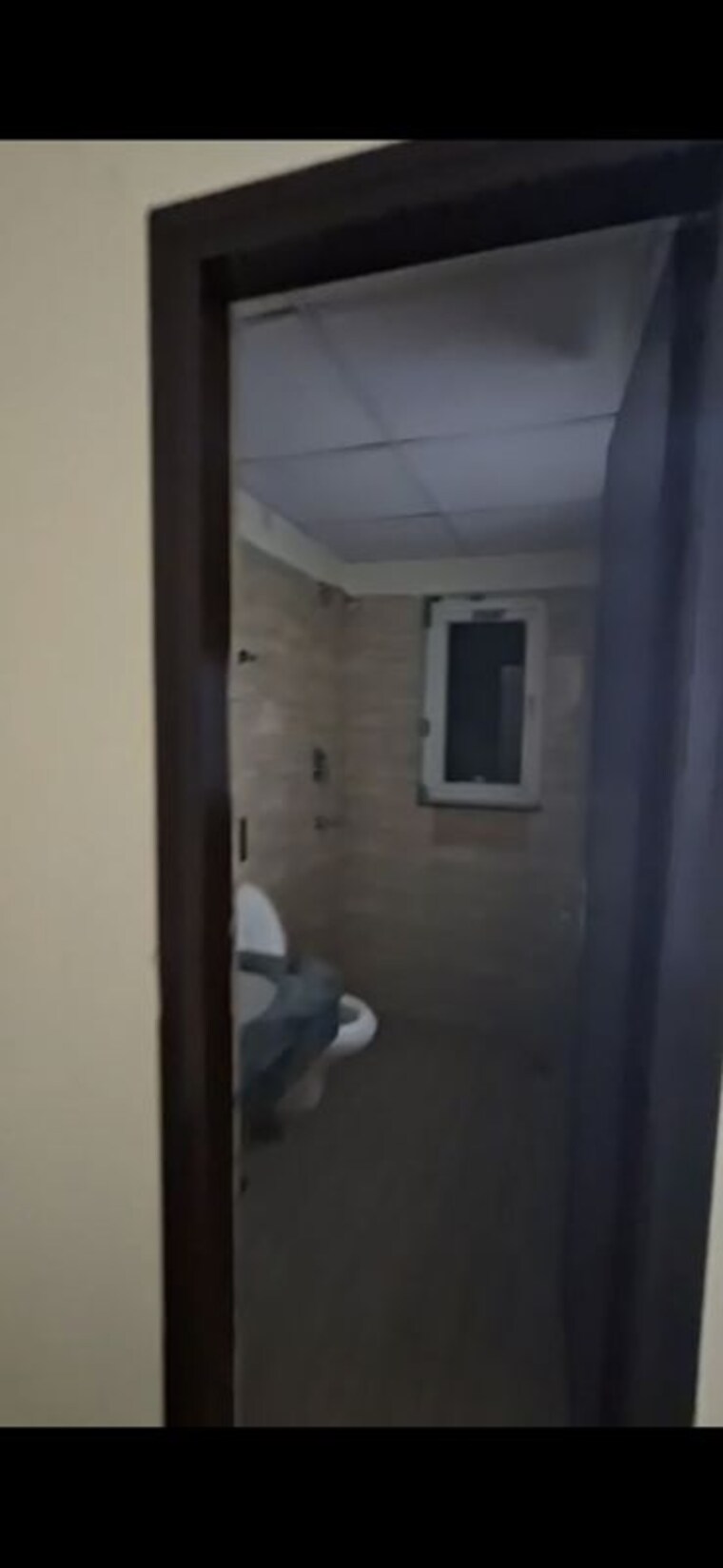 Bathroom, bptp-discovery-park 3 Bedroom 1800 Sq.Ft. Apartment In Sector 80 Faridabad 10608807