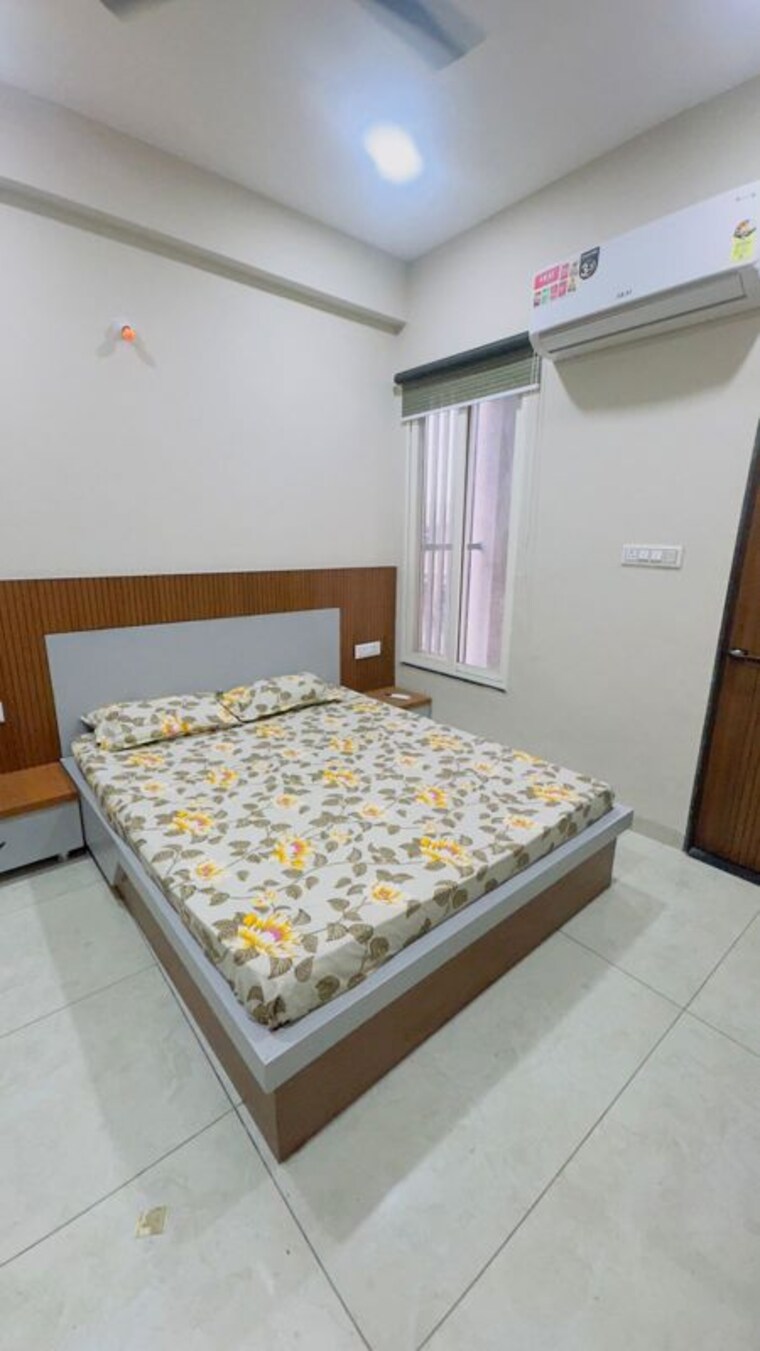 Bedroom, nipania Studio 150 Sq.Ft. Builder Floor In Nipania Indore 10608806