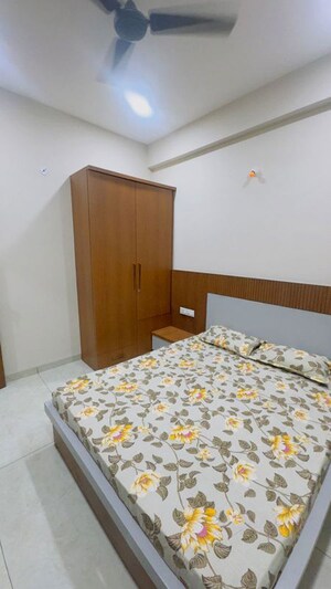 Studio Builder Floor For Rent in Nipania