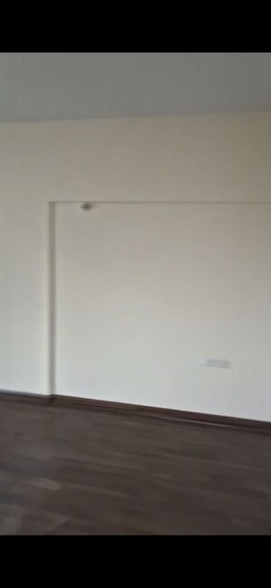 Room in 3 BHK Apartment at BPTP Discovery Park, Sector 80 – for Sale