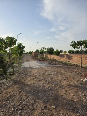  Plot For Sale in Jait