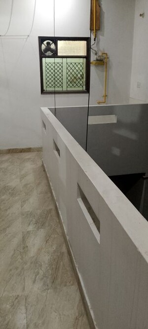 Balcony in 2 BHK Builder Floor at Spring Field, Sector 31 – for Rent