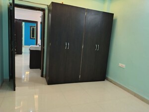 Room in 2 BHK Builder Floor at Mahalaxmi Nagar – for Rent