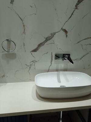 Bathroom in 4 BHK Apartment at Parsvnath Exotica, Sector 53 – for Rent