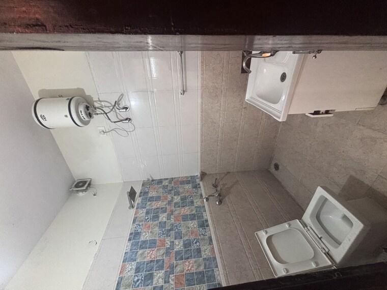 Bathroom, aerocity 2 Bedroom 150 Sq.Ft. Builder Floor In Aerocity Mohali 10608825