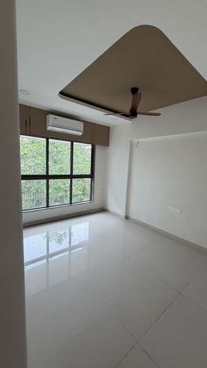 Room in 2 BHK Apartment at Godrej Urban Park, Chandivali – for Rent