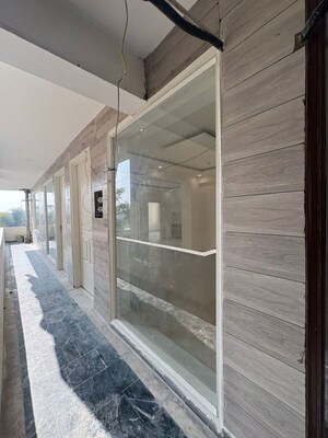 Building Lobby in 3 BHK Builder Floor at Vip Road – for Sale