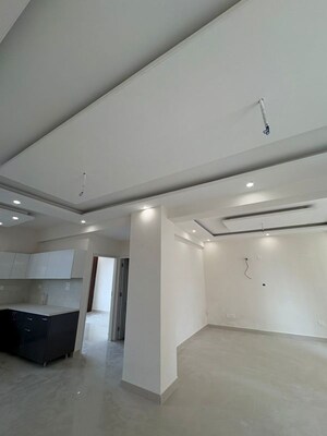  3 BHK Builder Floor at Vip Road – for Sale