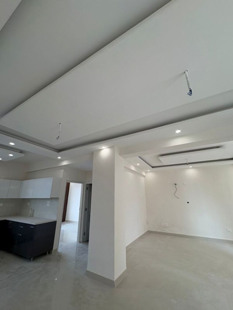 Other, vip road 3 Bedroom 1721 Sq.Ft. Builder Floor In Vip Road Zirakpur 10608969